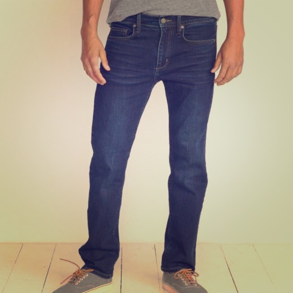 Marine Layer original slim fit men’s jeans. NWOT.